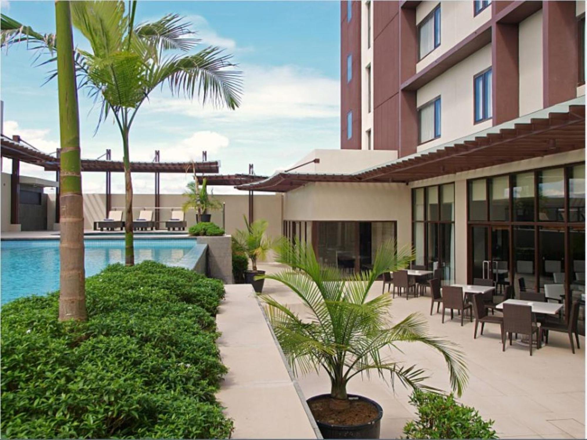 Hotel Seda Centrio Cagayán de Oro Exterior foto
